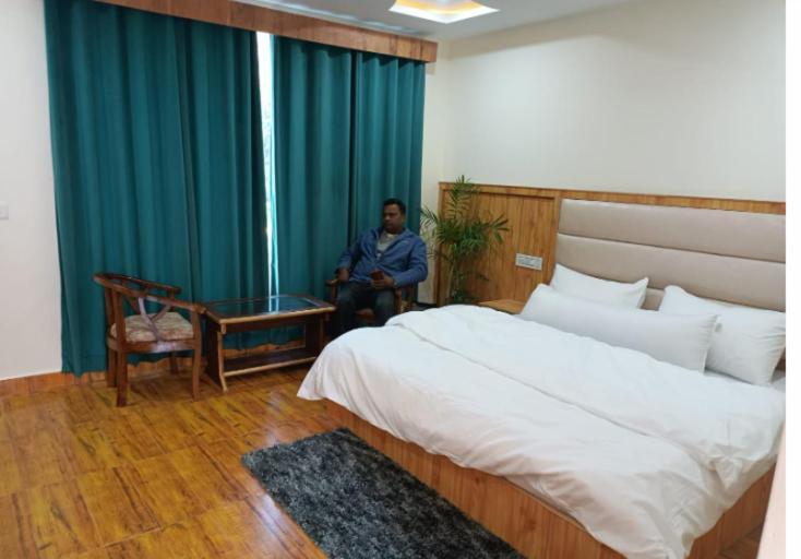 Resort The Himalayan Odyssey And Cottages Dharamshala Exterior photo